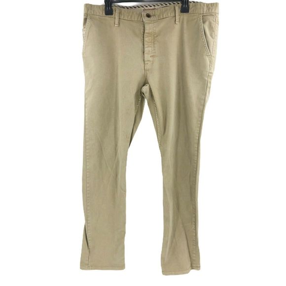 khaki pants with vans